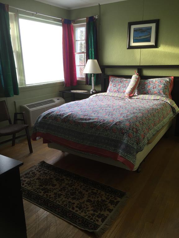 Meems Elliston B&B Kültér fotó