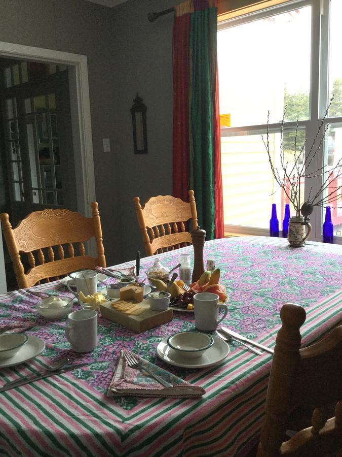 Meems Elliston B&B Kültér fotó